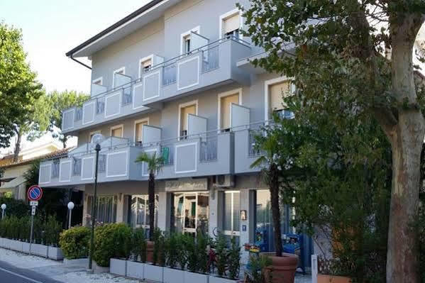 Hotel Ancora Bellaria-Igea Marina Bagian luar foto